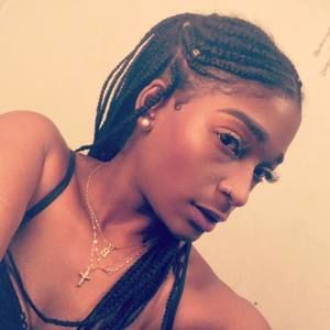 Meet your Posher, Gabrielle